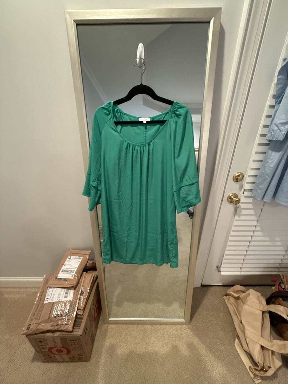 GLAM Kelly Green Bell Sleeve Scoop Neck Blouse